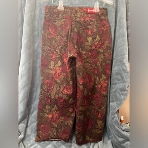 Women's Halston Jeanswear Rose Patterned Jeans Size 12
